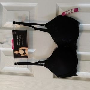 Convertible black lace push up bra